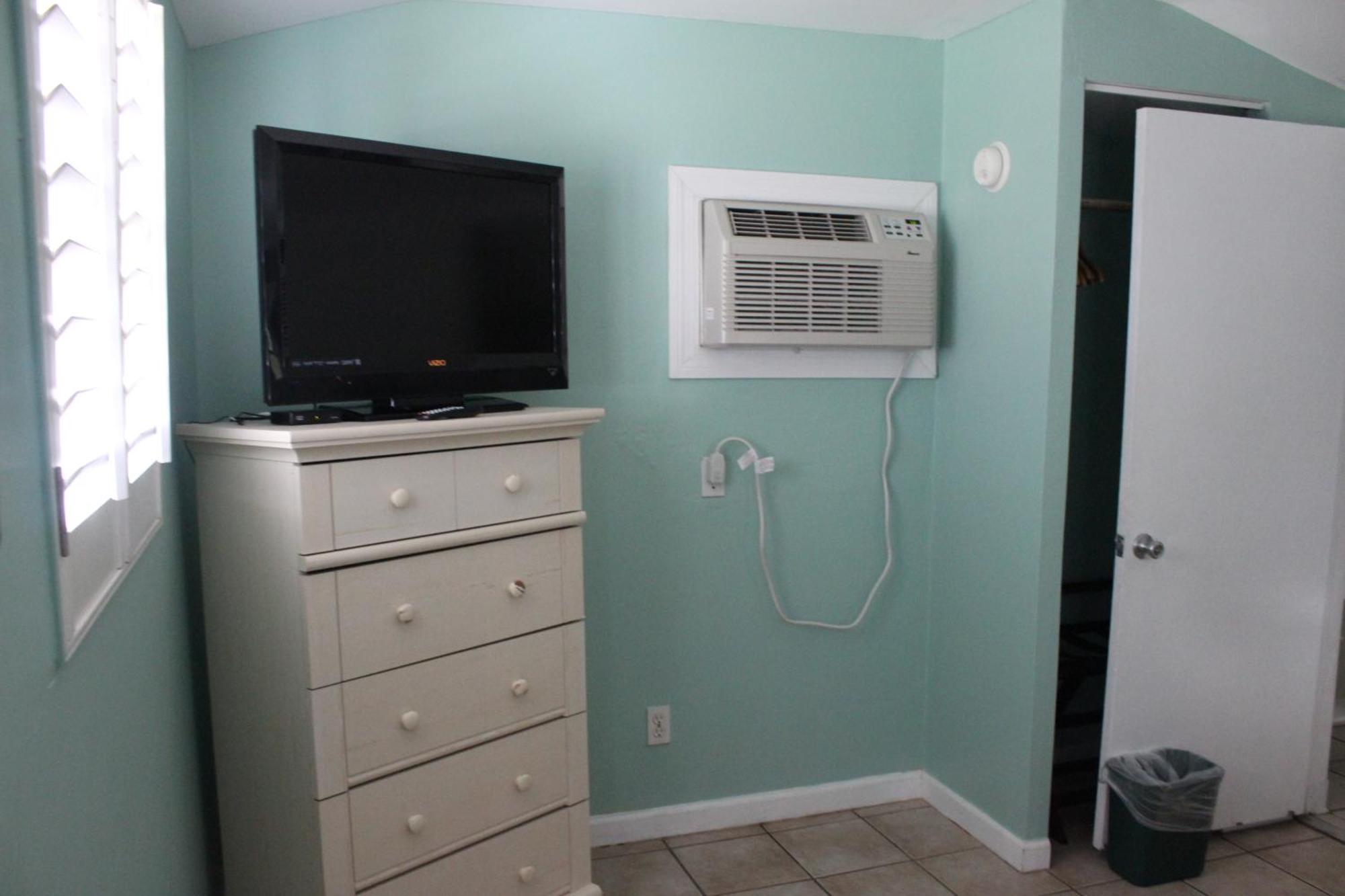 Shoreline Suites & Cabana Cottages - Beachfront デイトナ・ビーチ 部屋 写真
