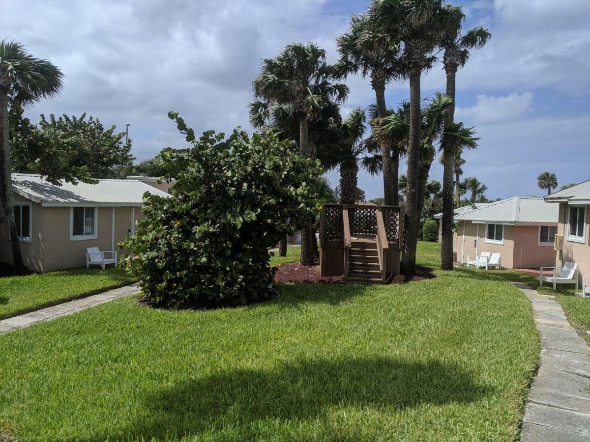 Shoreline Suites & Cabana Cottages - Beachfront デイトナ・ビーチ エクステリア 写真